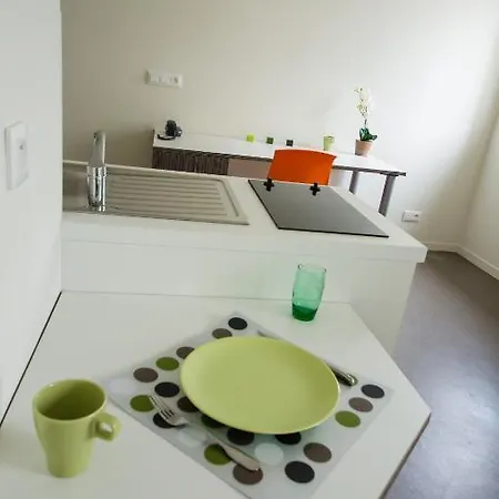 Apparteo 7 Jean Jaurès Aparthotel 2*