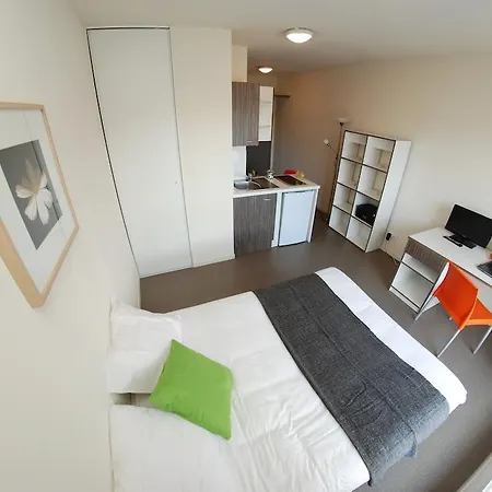 Apparteo 7 Jean Jaures 2*